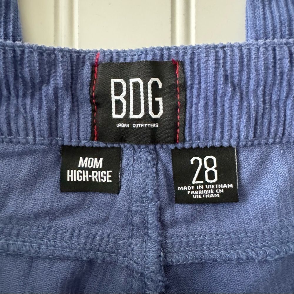 BDG Urban Outfitters Corduroy Mom Pants - Size 28 - Picture 6 of 8